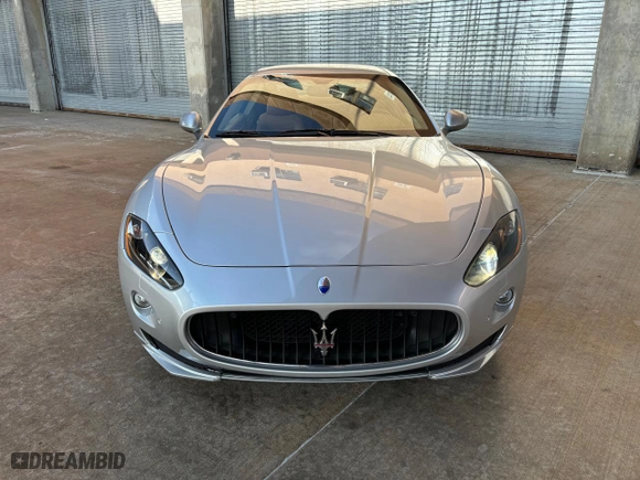 2012 Maserati GranTurismo S with VIN ZAM45KLA6C0066006, listed as a Copart auction lot 88821265 with 16,914 mi miles and Salvage Title. Bid and sale history available at carsss.com. Image 12.