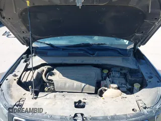 2018 Jeep Compass Altitude with VIN 3C4NJDBBXJT185252, listed as a IAAI auction lot 41847785 with 126,915 mi miles and . Bid and sale history available at carsss.com. Image 10.