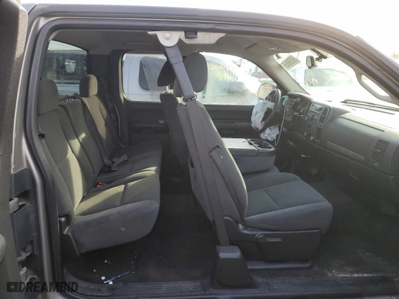 2008 Chevrolet Silverado 1500 LT w/2LT with VIN 2GCEC190681255192, listed as a Copart auction lot 88859865 with 210,023 mi miles and Salvage Title. Bid and sale history available at carsss.com. Image 10.