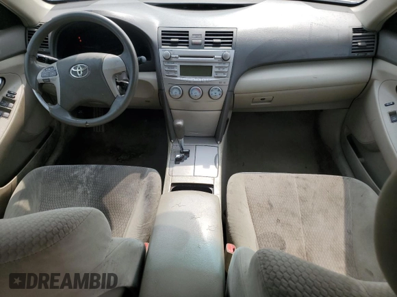 2011 Toyota Camry LE z VIN 4T4BF3EK1BR120969, wystawiony jako Copart lot #59535105 z przebiegiem 233 722 mil mil oraz Czysty tytuł • Clean title. Historia ofert i sprzedaży dostępna na DreamBid. Obrazek 8.