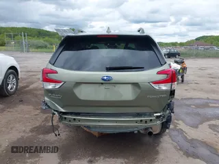 2020 Subaru Forester Limited with VIN JF2SKAUC9LH541455, listed as a IAAI auction lot 42201041 with 50,128 mi miles and . Bid and sale history available at DreamBid. Image 17.