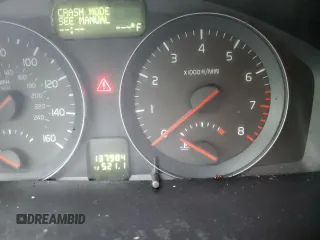 2010 Volvo V50 with VIN YV1382MW8A2528644, listed as a Copart auction lot 72608874 with 137,984 mi miles and Salvage Title. Bid and sale history available at carsss.com. Image 9.