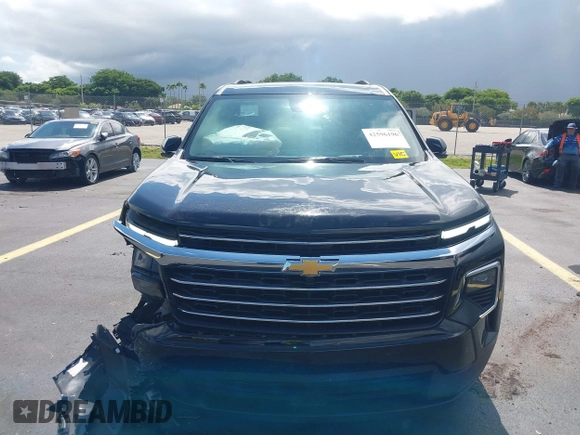 2025 Chevrolet Traverse FWD LT with VIN 1GNERGRS3SJ128679, listed as a IAAI auction lot 42596196 with 28,967 mi miles and . Bid and sale history available at DreamBid. Image 12.
