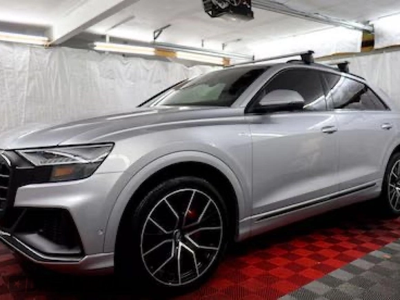 2020 Audi Q8 Premium Plus with VIN WA1EVAF16LD0071XX, listed as a Copart auction lot 42875245 with 47,459 mi miles and Clean title. Bid and sale history available at DreamBid. Image 2.