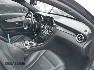2016 Mercedes-Benz C 300 with VIN 55SWF4JB5GU129538, listed as a IAAI auction lot 38329587 with 113,111 mi miles and . Bid and sale history available at DreamBid. Image 5.