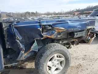 2006 Toyota Tacoma with VIN 5TEUU42N46Z247343, listed as a IAAI auction lot 41235061 with 189,193 mi miles. Bid and sale history available at carsss.com. Image 6.