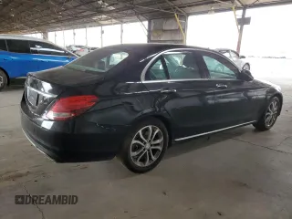 2016 Mercedes-Benz C 300 z VIN 55SWF4JB0GU165508, wystawiony jako Copart lot #58402445 z przebiegiem 183 052 mil mil oraz Czysty tytuł • Clean title. Historia ofert i sprzedaży dostępna na DreamBid. Obrazek 3.