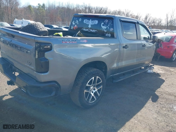 2019 Chevrolet Silverado 1500 Custom Trail Boss with VIN 3GCPYCEF5KG148682, listed as a IAAI auction lot 41826656 with 54,682 mi miles. Bid and sale history available at carsss.com. Image 4.