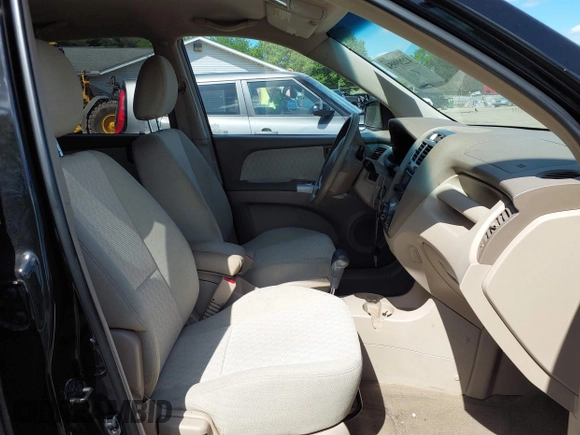 2006 Kia Sportage LX z VIN KNDJE723167188114, wystawiony jako IAAI lot #42209954 z przebiegiem 77 877 mil mil oraz . Historia ofert i sprzedaży dostępna na DreamBid. Obrazek 5.