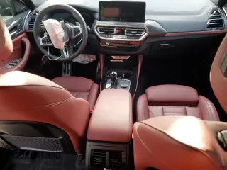 2024 BMW X4 M40i z VIN 5UX43DT00R9V20010, wystawiony jako Copart lot #51654125 z przebiegiem Nie podano mil oraz Nie do naprawy • Non repairable. Historia ofert i sprzedaży dostępna na DreamBid. Obrazek 8.