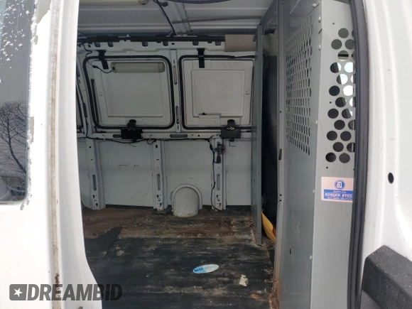 2004 Chevrolet Express Cargo z VIN 1GCHG35U341136344, wystawiony jako Copart lot #42005825 z przebiegiem 60 337 mil mil oraz Czysty tytuł • Clean title. Historia ofert i sprzedaży dostępna na DreamBid. Obrazek 11.