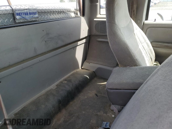 1996 Ford Ranger XL с VIN 1FTCR14A0TPA78849, выставлен на аукционе Copart как лот 60895345 с пробегом 171 878 миль миль и Чистый • Clean title. История ставок и продаж доступна на DreamBid. Изображение 10.