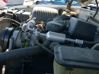 1996 GMC Sierra 1500 с VIN 1GTGC33R4TF018147, выставлен на аукционе IAAI как лот 41612770 с пробегом 106 443 миль миль и . История ставок и продаж доступна на DreamBid. Изображение 19.