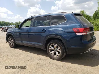 2018 Volkswagen Atlas S with VIN 1V2AP2CA1JC600864, listed as a Copart auction lot 62267595 with 99,816 mi miles and Salvage title. Bid and sale history available at DreamBid. Image 2.