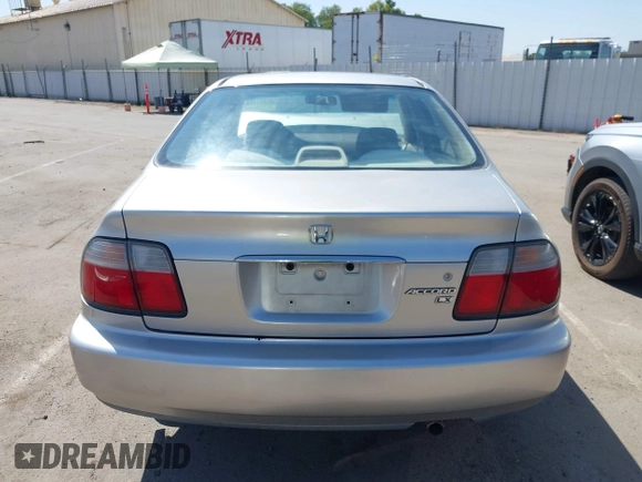 1997 Honda Accord LX with VIN 1HGCD5635VA207079, listed as a IAAI auction lot 42599112 with 267,085 mi miles and . Bid and sale history available at DreamBid. Image 17.