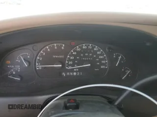 1998 Ford Explorer XL z VIN 1FMZU32EXWUA38970, wystawiony jako Copart lot #44991615 z przebiegiem 298 655 mil mil oraz Szkoda całkowita • Salvage title. Historia ofert i sprzedaży dostępna na DreamBid. Obrazek 9.