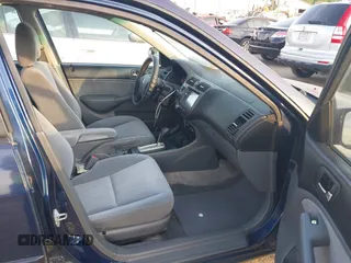 2003 Honda Civic EX z VIN 2HGES26773H531584, wystawiony jako IAAI lot #42154720 z przebiegiem 290 866 mil mil oraz . Historia ofert i sprzedaży dostępna na DreamBid. Obrazek 5.