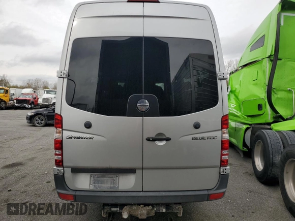 2013 Freightliner Sprinter with VIN WCDPE8CC6D5811382, listed as a Copart auction lot 77592634 with 49,192 mi miles and Salvage Title. Bid and sale history available at DreamBid. Image 6.