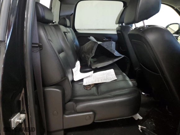 2007 Chevrolet Silverado 1500 LT w/1LT with VIN 2GCEK13M271526763, listed as a Copart auction lot 57831964 with 194,779 mi miles and Clean Title. Bid and sale history available at carsss.com. Image 10.