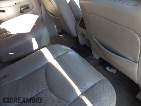 2004 Cadillac Escalade with VIN 1GYEC63T54R226911, listed as a IAAI auction lot 41508878 with 280,150 mi miles and . Bid and sale history available at DreamBid. Image 8.
