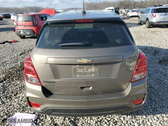 2020 Chevrolet Trax LS with VIN KL7CJKSB8LB333959, listed as a Copart auction lot 86511304 with 88,461 mi miles and Salvage Title. Bid and sale history available at carsss.com. Image 6.