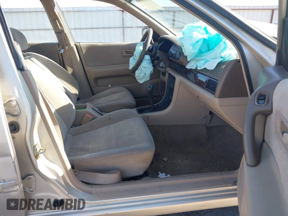 1997 Nissan Altima XE with VIN 1N4BU31D4VC221788, listed as a IAAI auction lot 41356945 with 136,931 mi miles. Bid and sale history available at carsss.com. Image 5.