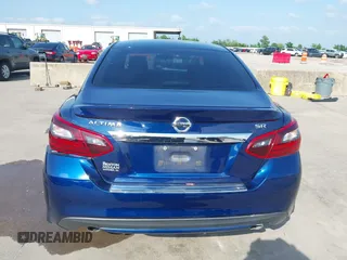 2017 Nissan Altima SV with VIN 1N4AL3AP9HC153145, listed as a IAAI auction lot 42085963 with 157,981 mi miles and . Bid and sale history available at carsss.com. Image 17.