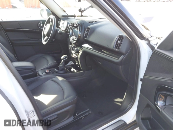 2019 MINI Countryman Cooper with VIN WMZYS7C55K3F46617, listed as a IAAI auction lot 41766518 with 64,643 mi miles and . Bid and sale history available at DreamBid. Image 5.