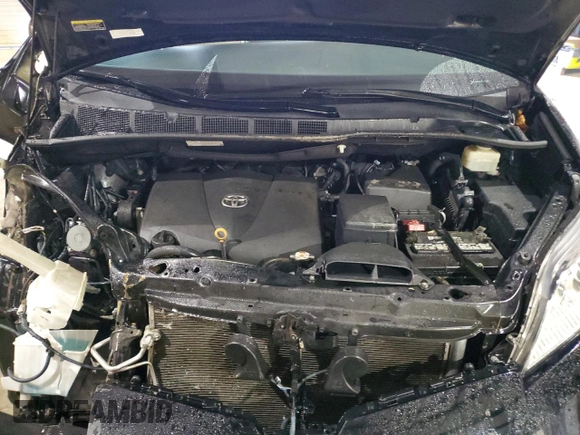 2020 Toyota Sienna LE with VIN 5TDJZ3DC4LS251654, listed as a Copart auction lot 82465304 with 140,250 mi miles and Salvage title. Bid and sale history available at DreamBid. Image 13.