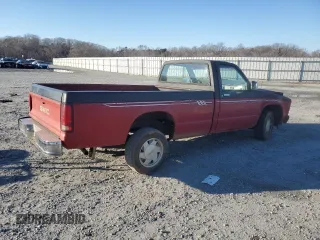 1982 GMC Sonoma z VIN 1GTCS14B0C8510847, wystawiony jako Copart lot #88016755 z przebiegiem 115 197 mil mil oraz Szkody całkowita. Historia ofert i sprzedaży dostępna na DreamBid. Obrazek 3.