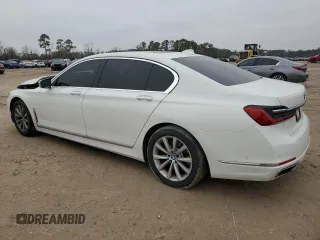 2021 BMW 7 Series 740i with VIN WBA7T2C09MCG32688, listed as a Copart auction lot 88122315 with 30,668 mi miles and Salvage title. Bid and sale history available at DreamBid. Image 2.