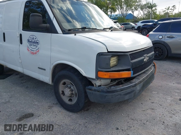 2006 Chevrolet Express Cargo Van with VIN 1GCGG25V161167660, listed as a IAAI auction lot 41902910 with 294,970 mi miles. Bid and sale history available at carsss.com. Image 13.