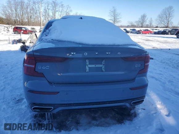 2022 Volvo S60 Momentum with VIN 7JRL12TZ2NG161790, listed as a Copart auction lot 38326004 with 0 mi miles. Bid and sale history available at carsss.com. Image 6.
