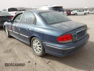2005 Hyundai Sonata GLS with VIN KMHWF35H75A108959, listed as a IAAI auction lot 41758356 with 153,354 mi miles. Bid and sale history available at carsss.com. Image 3.