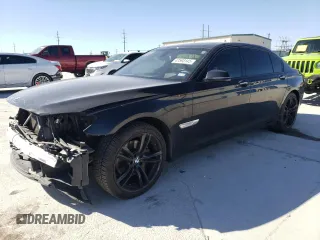 2015 BMW 7 Series 740Li xDrive with VIN WBAYF4C51FGS99088, listed as a Copart auction lot 47593145 with 133,825 mi miles and Salvage Title. Bid and sale history available at carsss.com. Image 1.