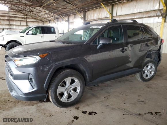 2019 Toyota RAV4 XLE with VIN JTMW1RFV8KD507982, listed as a Copart auction lot 53147335 with 75,495 mi miles and Salvage Title. Bid and sale history available at carsss.com. Image 1.