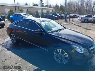 2014 Mercedes-Benz E-Class E 350 with VIN WDDKJ8JB6EF267836, listed as a IAAI auction lot 41732645 with 90,227 mi miles. Bid and sale history available at carsss.com. Image 1.