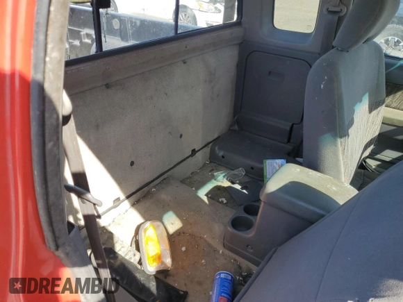 1999 Nissan Frontier XE with VIN 1N6ED26Y1XC302907, listed as a Copart auction lot 51323035 with 218,325 mi miles and Clean title. Bid and sale history available at DreamBid. Image 10.