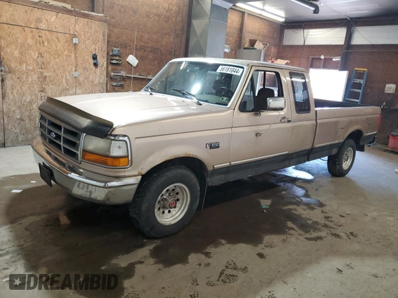 1993 Ford F-150 with VIN 1FTEX15NXPKB04599, listed as a Copart auction lot 56181044 with 212,148 mi miles and Clean Title. Bid and sale history available at carsss.com. Image 1.