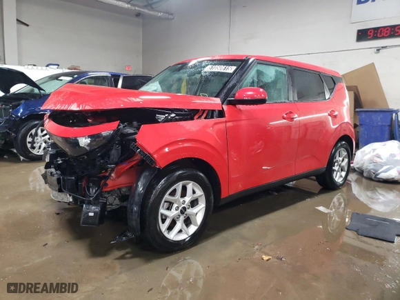 2024 Kia Soul LX with VIN KNDJ23AU7R7237767, listed as a Copart auction lot 51050615 with 35,224 mi miles and Non Repairable. Bid and sale history available at carsss.com. Image 1.