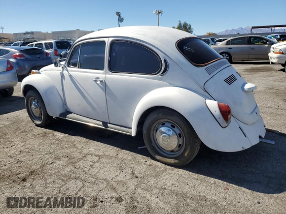 1971 Volkswagen Beetle with VIN 1112647256, listed as a Copart auction lot 46463125 with 90,558 mi miles and Clean Title. Bid and sale history available at DreamBid. Image 2.