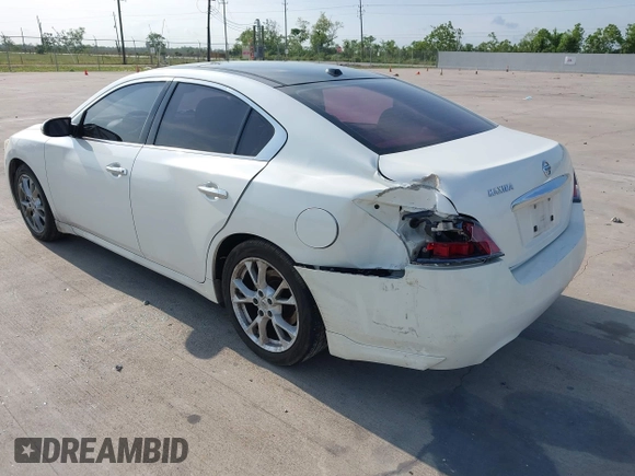 2013 Nissan Maxima S z VIN 1N4AA5AP2DC835246, wystawiony jako IAAI lot #42047026 z przebiegiem 125 004 mil mil oraz . Historia ofert i sprzedaży dostępna na DreamBid. Obrazek 3.