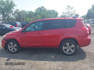 2010 Toyota RAV4 Sport с VIN 2T3RF4DV9AW041338, выставлен на аукционе IAAI как лот 42432894 с пробегом 198 456 миль миль и . История ставок и продаж доступна на DreamBid. Изображение 14.