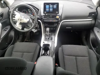 2024 Mitsubishi Eclipse Cross ES z VIN JA4ATUAA5RZ601112, wystawiony jako Copart lot #56214415 z przebiegiem 10 859 mil mil oraz Szkoda całkowita • Salvage title. Historia ofert i sprzedaży dostępna na DreamBid. Obrazek 8.