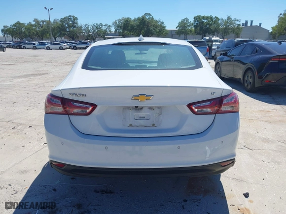2021 Chevrolet Malibu LT with VIN 1G1ZD5ST3MF010646, listed as a IAAI auction lot 42048202 with 63,871 mi miles. Bid and sale history available at carsss.com. Image 17.