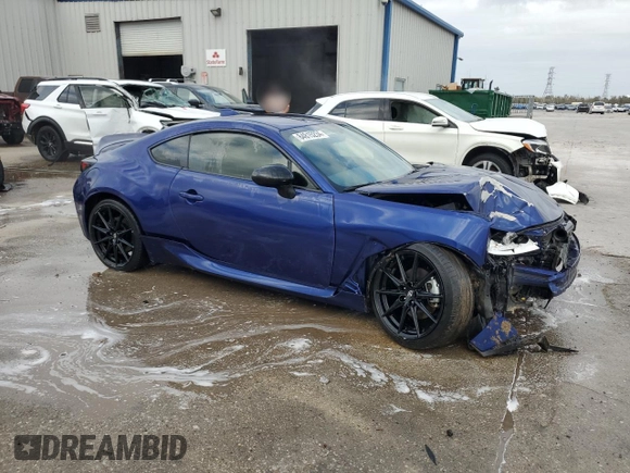 2022 Toyota GR86 Premium with VIN JF1ZNBF16N8752935, listed as a Copart auction lot 84815234 with 33,085 mi miles and Salvage Title. Bid and sale history available at carsss.com. Image 4.