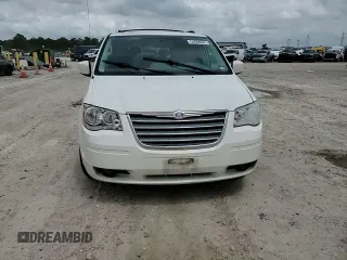 2010 Chrysler Town & Country Touring with VIN 2A4RR5D14AR129955, listed as a Copart auction lot 54684045 with 113,086 mi miles and Salvage Title. Bid and sale history available at DreamBid. Image 14.