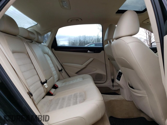 2015 Volkswagen Passat SEL Premium with VIN 1VWCT7A31FC121677, listed as a Copart auction lot 50835905 with 122,782 mi miles and Salvage title. Bid and sale history available at DreamBid. Image 10.