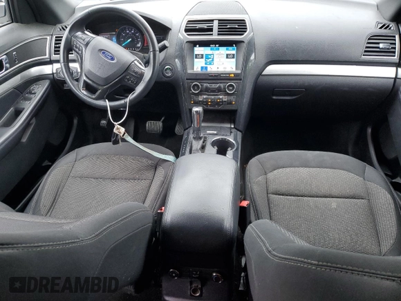 2017 Ford Explorer XLT with VIN 1FM5K7D81HGE13097, listed as a Copart auction lot 55858215 with 98,032 mi miles and Salvage title. Bid and sale history available at DreamBid. Image 8.