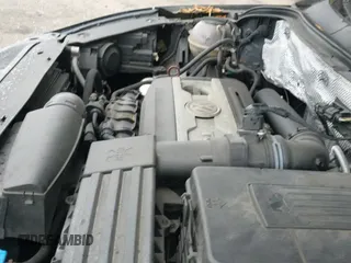 2013 Volkswagen Tiguan SE z VIN WVGAV3AX4DW607441, wystawiony jako IAAI lot #42173141 z przebiegiem 113 186 mil mil oraz . Historia ofert i sprzedaży dostępna na DreamBid. Obrazek 19.